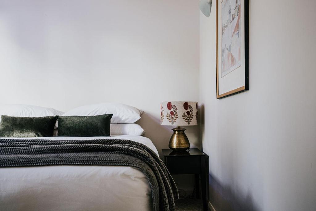 Albert Hotel 戴尔斯福特 外观 照片
